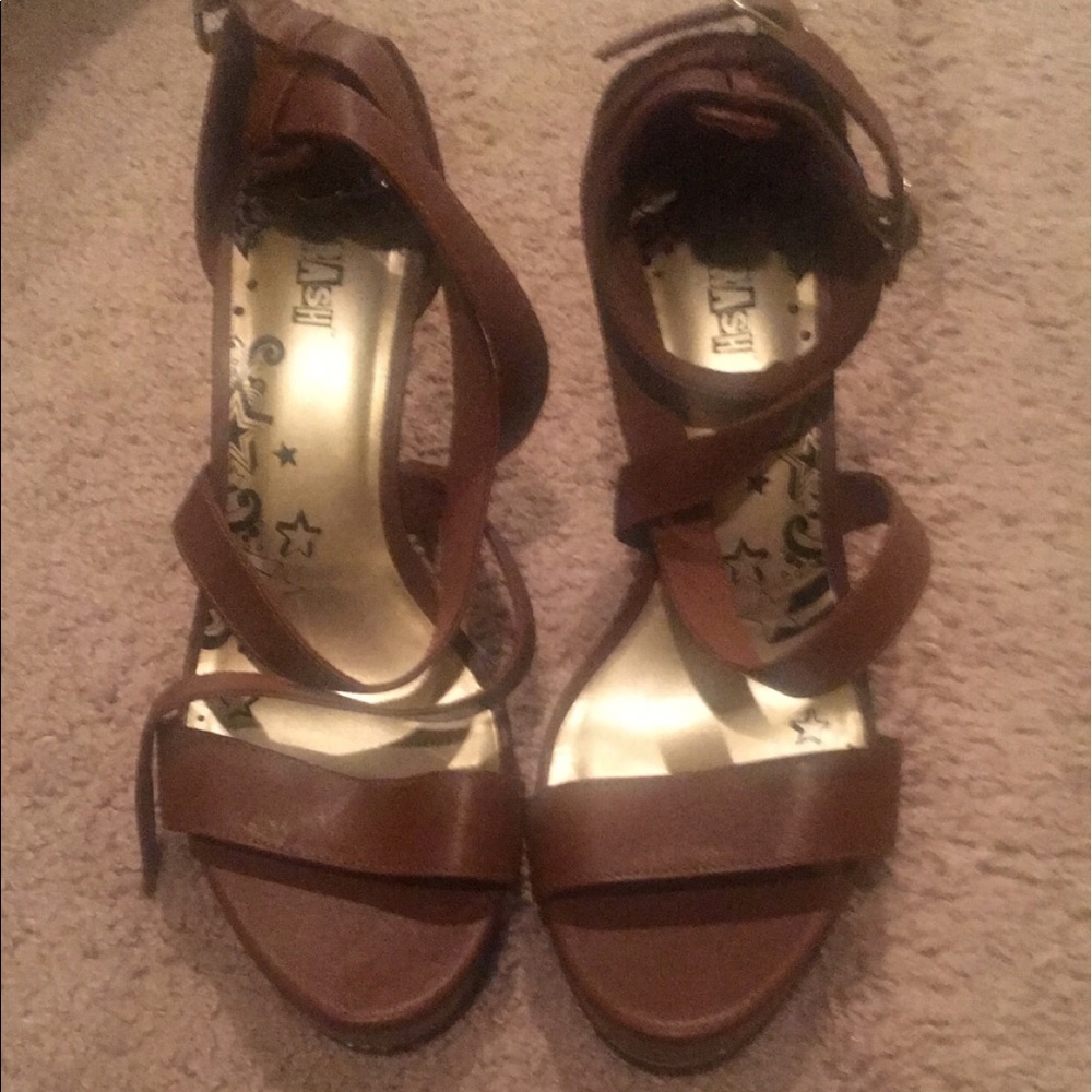 Brown Brash 4in heels !